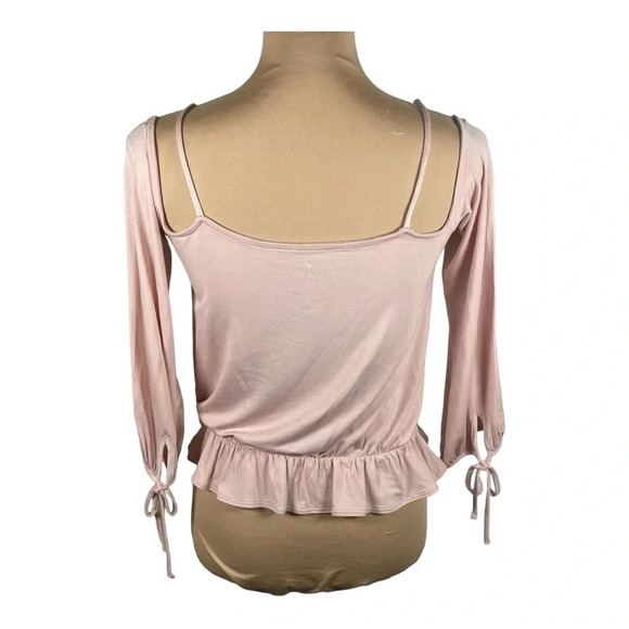 Elegant Pink Cold Shoulder Top - Picture 3 of 6